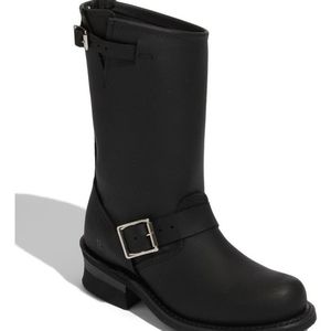 Frye leather Engineer boots size 6